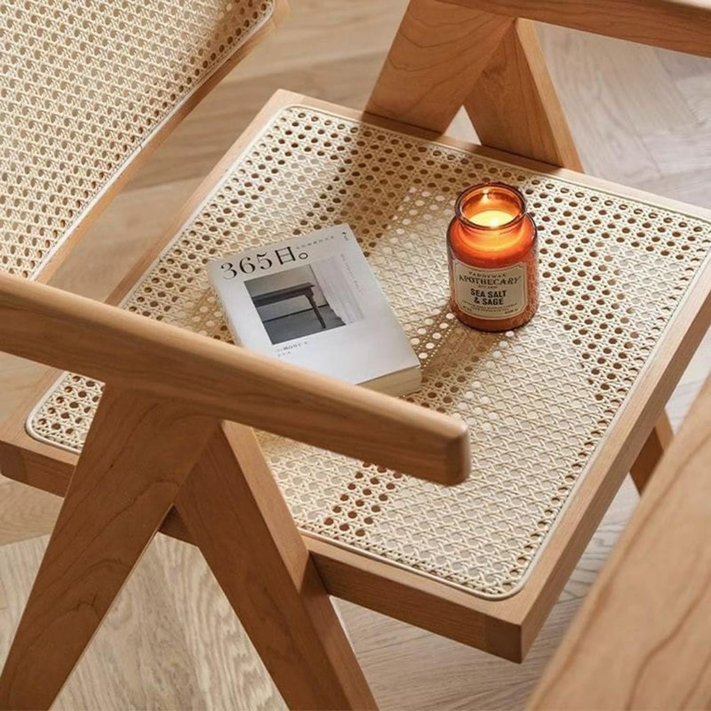 ADXH Modern Solid Wood and Rattan Accent Chair Handcrafted Elegance for Living Space Mid Century Design Comfortable Reclining Armchair Multifunctional Dinning Chair 54 x 51.5 x 80.5 cm.